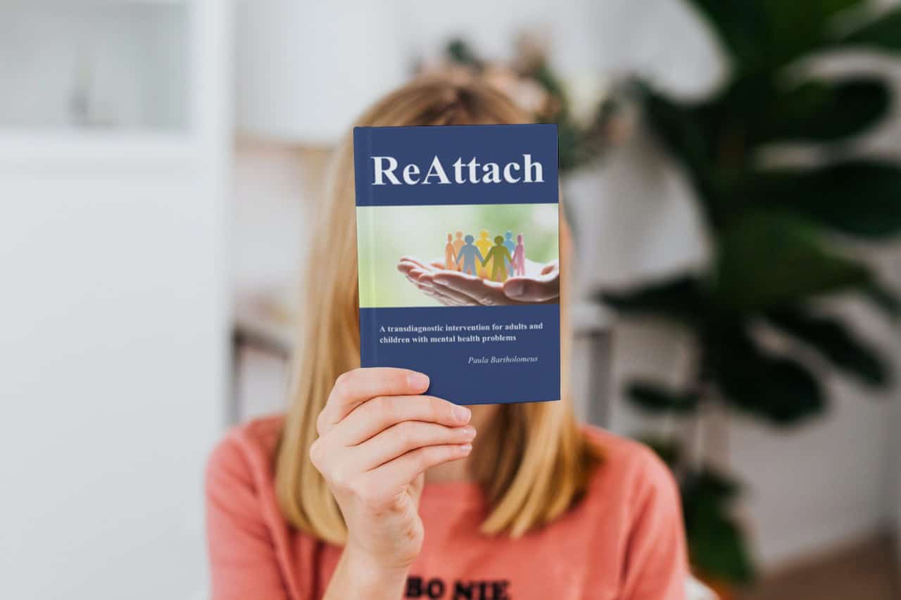 capa da tese da ReAttach Academy